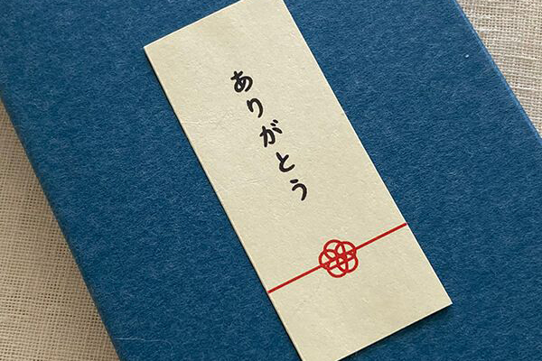 カラーは両面ねずみ、片面白、両面白の3種類